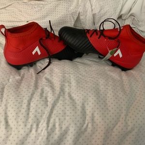 ADIDAS POGBA CLEATS SIZE 8.5